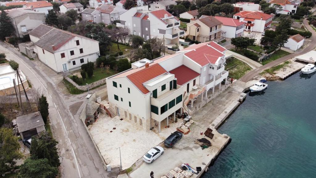Stara Kuća Apartments Šimuni Exterior foto