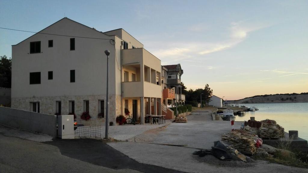 Stara Kuća Apartments Šimuni Exterior foto